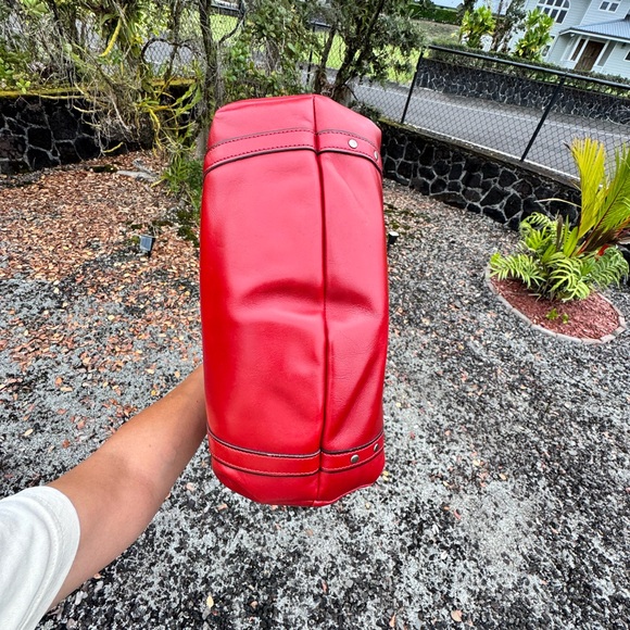 Patricia Nash NWT Distressed Leather “Benvenuto” Tote Bag – Lava Red Retail $299 - Picture 13 of 17